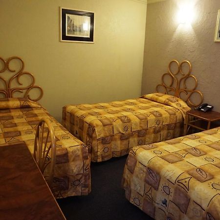 Hotel Plaza Crystal ハラパ エクステリア 写真
